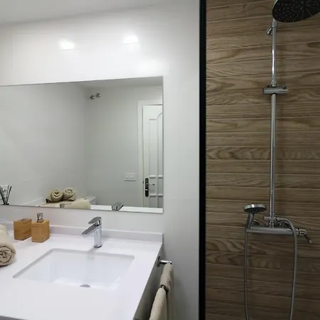 Апартаменты Altamira Beachfront El Duque *