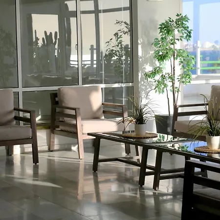 Altamira Beachfront El Duque Апартаменты Адехе