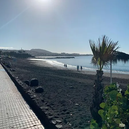 公寓 Altamira Beachfront El Duque 阿德耶