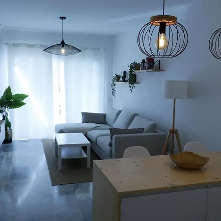 Altamira Beachfront El Duque 公寓 *
