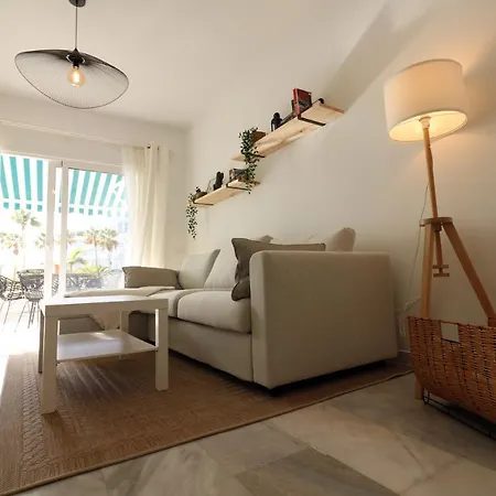 公寓 Altamira Beachfront El Duque 阿德耶